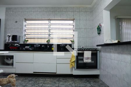 Casa à venda com 444m², 4 quartos e 6 vagasCozinha