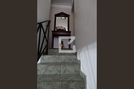 Casa à venda com 444m², 4 quartos e 6 vagasEscada