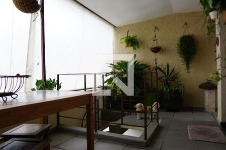 Casa à venda com 444m², 4 quartos e 6 vagasVaranda 