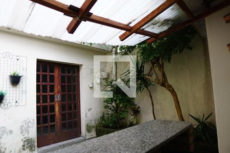 Casa à venda com 444m², 4 quartos e 6 vagasÁrea Externa