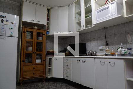 Casa à venda com 444m², 4 quartos e 6 vagasCozinha