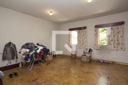 Casa à venda com 260m², 3 quartos e 5 vagas Casa à venda com 260m², 3 quartos e 5 vagasQuarto 1