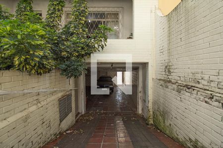 Casa à venda com 260m², 3 quartos e 5 vagas Casa à venda com 260m², 3 quartos e 5 vagasGaragem