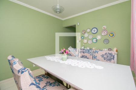 Casa à venda com 125m², 3 quartos e 2 vagas Casa à venda com 125m², 3 quartos e 2 vagasCozinha