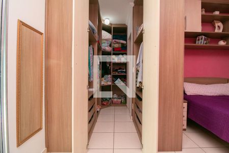 Casa à venda com 125m², 3 quartos e 2 vagas Casa à venda com 125m², 3 quartos e 2 vagasSuíte