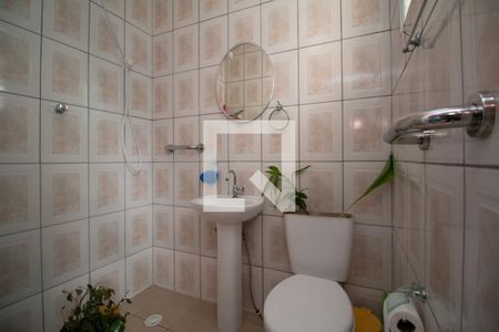 Casa à venda com 125m², 3 quartos e 2 vagas Casa à venda com 125m², 3 quartos e 2 vagasBanheiro de Serviço