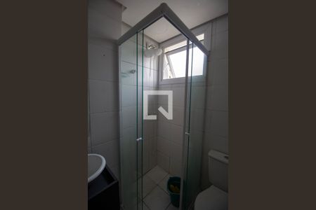 Banheiro de kitnet/studio para alugar com 1 quarto, 42m² em Centro, São Leopoldo