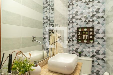 Lavabo de casa à venda com 3 quartos, 154m² em Burgo Paulista, São Paulo