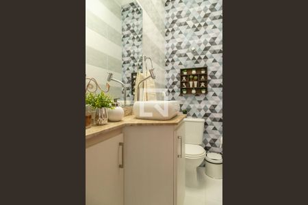 Lavabo de casa à venda com 3 quartos, 154m² em Burgo Paulista, São Paulo