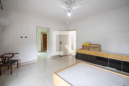 Casa à venda com 365m², 3 quartos e 3 vagasSuíte
