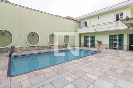 Casa à venda com 365m², 3 quartos e 3 vagasPiscina