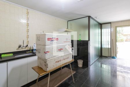 Casa à venda com 365m², 3 quartos e 3 vagasCozinha