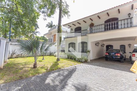 Casa à venda com 280m², 4 quartos e 4 vagas Casa à venda com 280m², 4 quartos e 4 vagasGaragem
