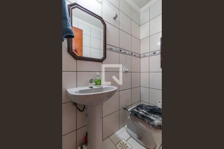 Casa à venda com 205m², 3 quartos e 3 vagas Casa à venda com 205m², 3 quartos e 3 vagasLavabo