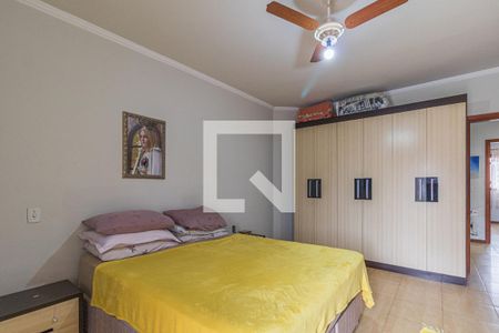 Casa à venda com 205m², 3 quartos e 3 vagas Casa à venda com 205m², 3 quartos e 3 vagasSuite