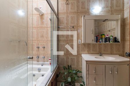 Casa à venda com 205m², 3 quartos e 3 vagas Casa à venda com 205m², 3 quartos e 3 vagasBanheiro da Suíte