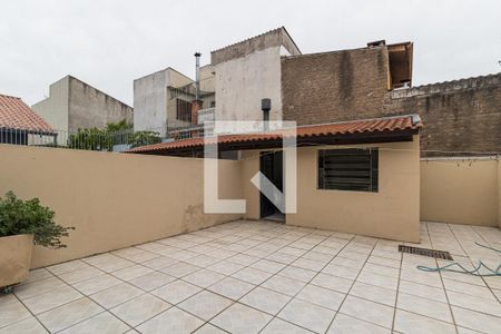 Casa à venda com 205m², 3 quartos e 3 vagas Casa à venda com 205m², 3 quartos e 3 vagasQuintal