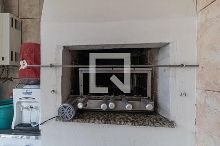 Casa à venda com 205m², 3 quartos e 3 vagas Casa à venda com 205m², 3 quartos e 3 vagasChurrasqueira