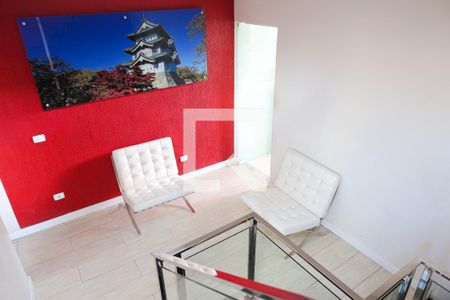 Casa à venda com 250m², 5 quartos e 2 vagas Casa à venda com 250m², 5 quartos e 2 vagasHall e Acesso a Cobertura