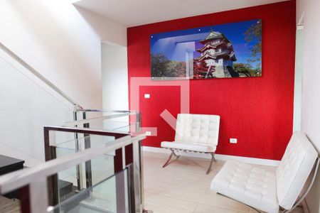 Casa à venda com 250m², 5 quartos e 2 vagas Casa à venda com 250m², 5 quartos e 2 vagasHall