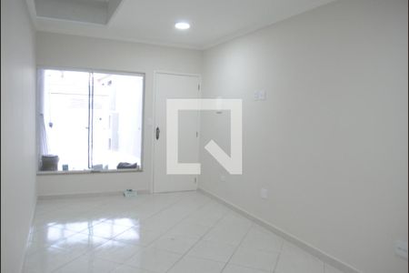 Casa à venda com 120m², 3 quartos e 2 vagasSala