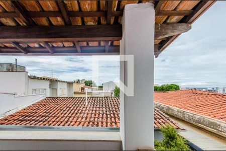 Casa à venda com 222m², 3 quartos e 3 vagasVista do Quarto 2
