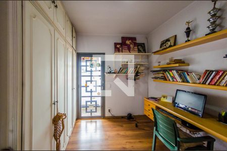 Casa à venda com 222m², 3 quartos e 3 vagasQuarto 2