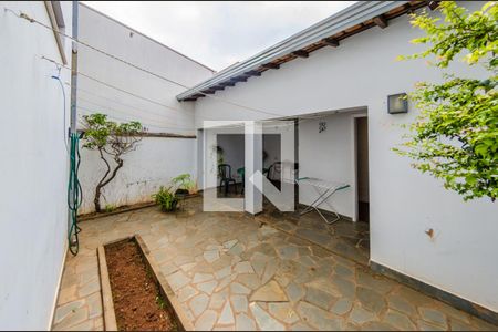 Casa à venda com 222m², 3 quartos e 3 vagasQuintal