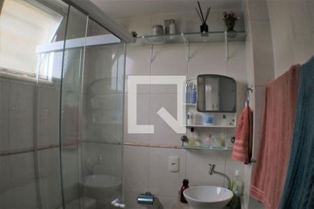 Apartamento à venda com 73m², 2 quartos e 1 vagaBanheiro quarto 2