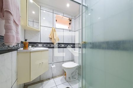 Apartamento à venda com 190m², 4 quartos e 3 vagasBanheiro da Suíte 2