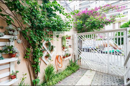 Casa à venda com 94m², 2 quartos e 2 vagasGaragem