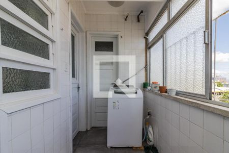 Apartamento à venda com 132m², 3 quartos e 1 vaga Apartamento à venda com 132m², 3 quartos e 1 vagaDetalhe da area de serviço