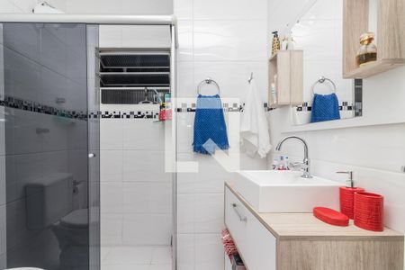 Apartamento à venda com 74m², 2 quartos e 2 vagas Apartamento à venda com 74m², 2 quartos e 2 vagasBanheiro