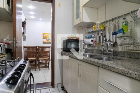 Apartamento à venda com 87m², 2 quartos e 2 vagasCozinha