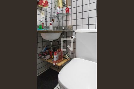 Apartamento à venda com 87m², 2 quartos e 2 vagasBanheiro suíte 2