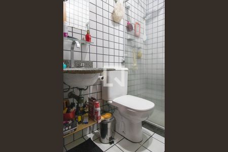 Apartamento à venda com 87m², 2 quartos e 2 vagasBanheiro suíte 2