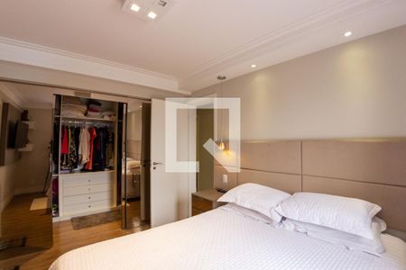 Apartamento à venda com 82m², 2 quartos e 2 vagasSuíte