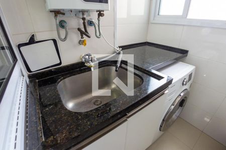 Apartamento à venda com 82m², 2 quartos e 2 vagasLavanderia