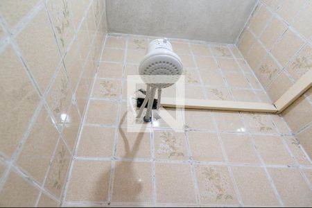 Banheiro de casa para alugar com 2 quartos, 40m² em Jardim Santo Elias, São Paulo