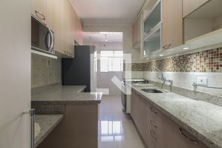 Apartamento à venda com 80m², 3 quartos e 2 vagas Apartamento à venda com 80m², 3 quartos e 2 vagasCozinha