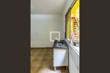 Studio para alugar com 28m², 1 quarto e sem vaga Studio para alugar com 28m², 1 quarto e sem vagaCozinha