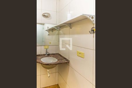 Studio para alugar com 28m², 1 quarto e sem vaga Studio para alugar com 28m², 1 quarto e sem vagaBanheiro