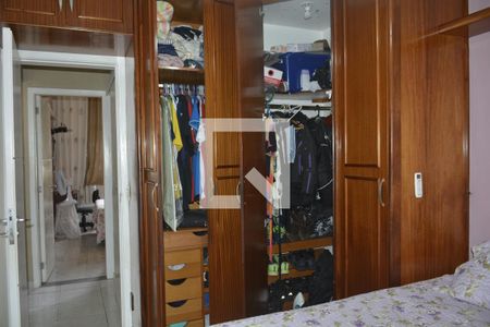 Apartamento à venda com 71m², 2 quartos e 2 vagasQuarto 2