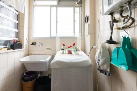 Apartamento à venda com 120m², 4 quartos e 2 vagas Apartamento à venda com 120m², 4 quartos e 2 vagasCozinha e Área de Serviço