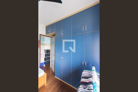 Apartamento à venda com 120m², 4 quartos e 2 vagas Apartamento à venda com 120m², 4 quartos e 2 vagasQuarto 1