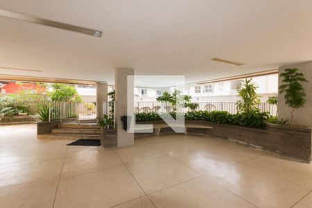 Apartamento à venda com 120m², 4 quartos e 2 vagas Apartamento à venda com 120m², 4 quartos e 2 vagasÁrea comum