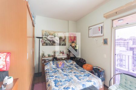 Apartamento à venda com 120m², 4 quartos e 2 vagas Apartamento à venda com 120m², 4 quartos e 2 vagasSuíte