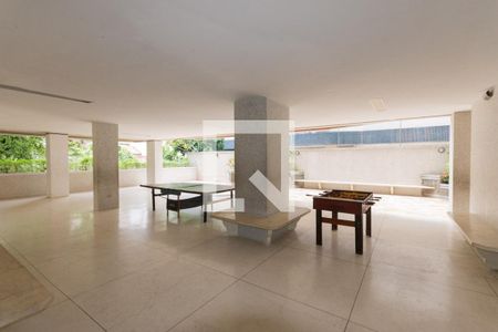 Apartamento à venda com 120m², 4 quartos e 2 vagas Apartamento à venda com 120m², 4 quartos e 2 vagasÁrea comum