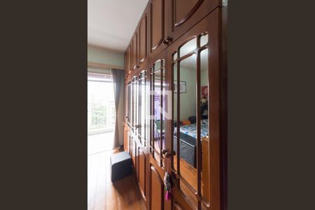 Apartamento à venda com 120m², 4 quartos e 2 vagas Apartamento à venda com 120m², 4 quartos e 2 vagasSuíte