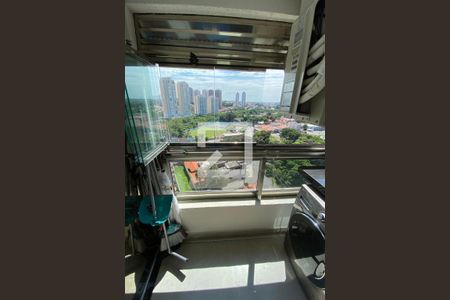 Apartamento à venda com 70m², 2 quartos e 1 vagaÁrea de Serviço